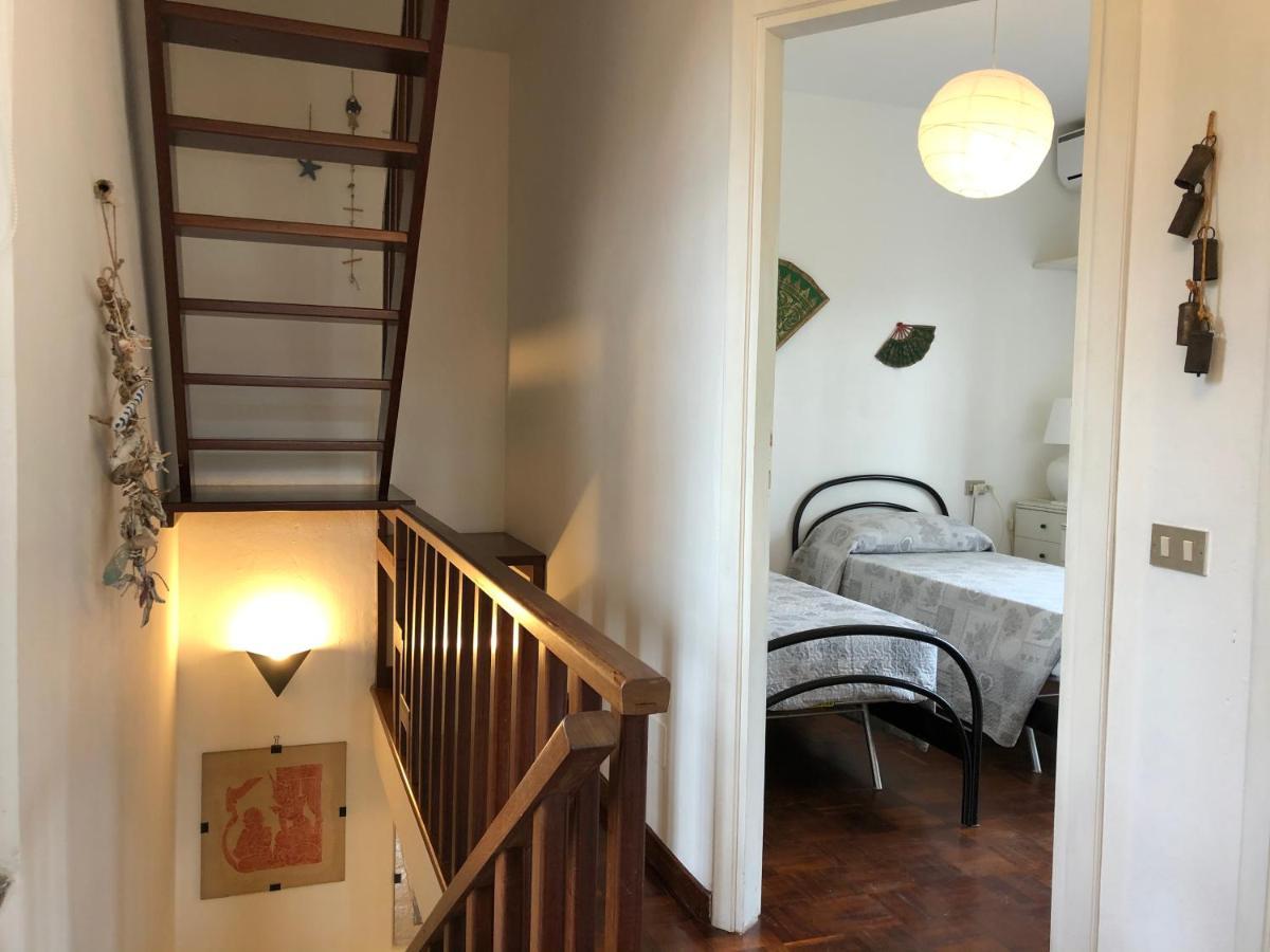 Holiday Home Villetta Cinquale Buitenkant foto
