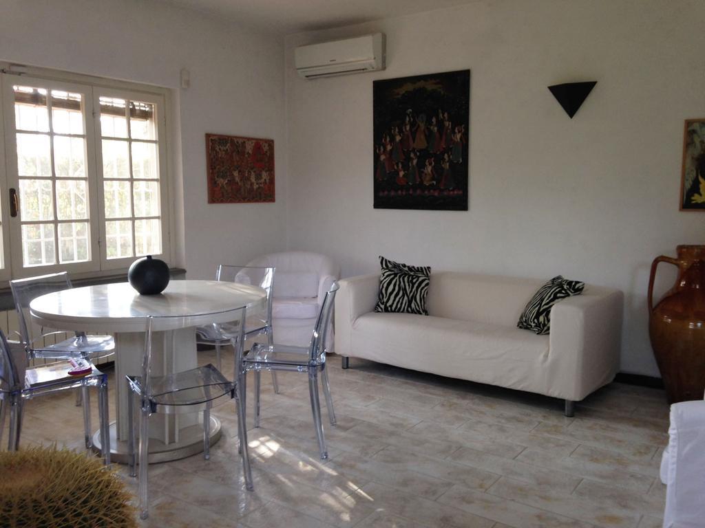Holiday Home Villetta Cinquale Buitenkant foto